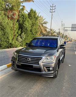 Lexus LX